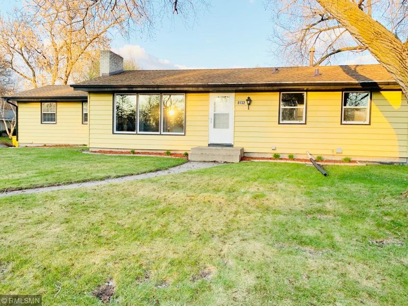 8132 Russell Ave N, Brooklyn Park, MN 55444