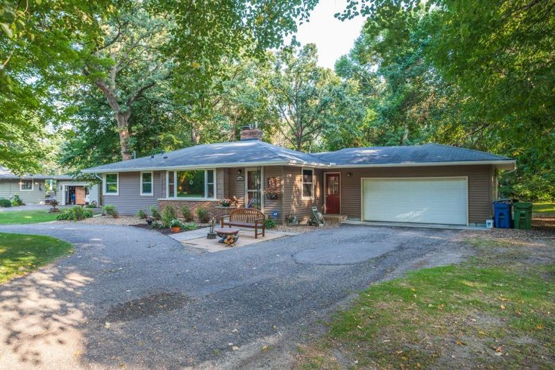 14909 Gleason Lake Dr, Plymouth, MN 55447