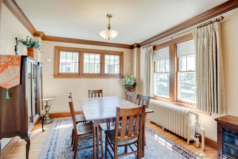 1833 Berkeley Ave, Saint Paul, MN 55105