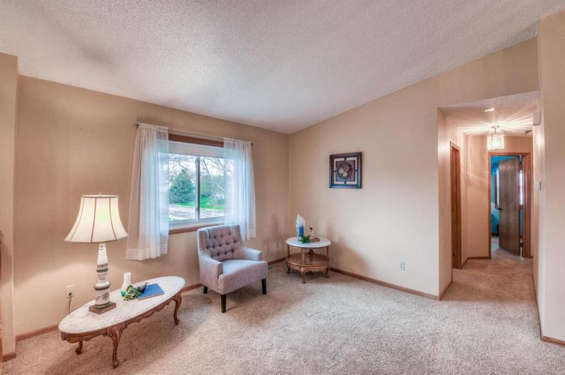 3610 W Mineral Pond Blvd, Anoka, MN 55303