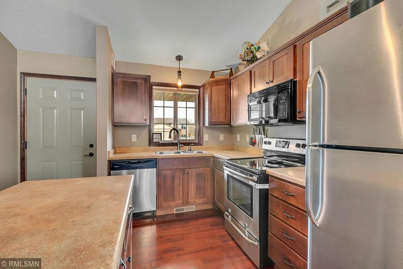 509 22nd Ave N, Sartell, MN 56377