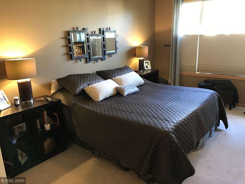 29 4th Ave N #102, Minneapolis, MN 55401