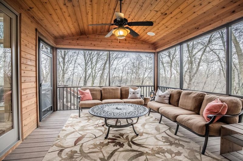 6446 Ranier Ln N, Maple Grove, MN 55311
