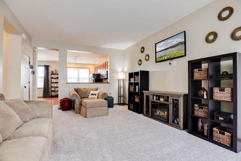 17055 72nd Ave N, Maple Grove, MN 55311