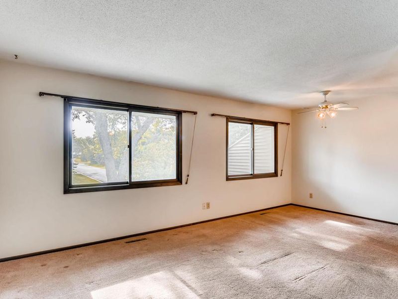 12270 17th Ave S, Burnsville, MN 55337