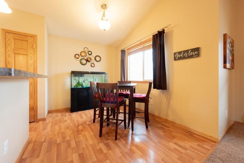 735 Smith Ave S, Saint Paul, MN 55107