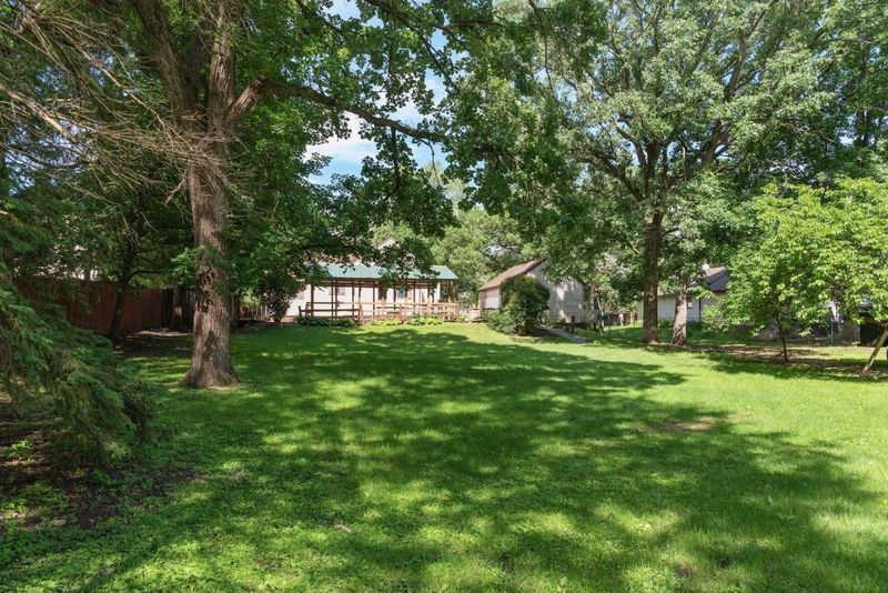 9545 Dunlap Ave, Circle Pines, MN 55014