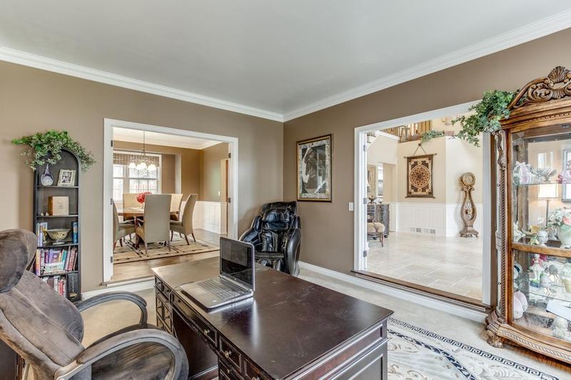 7680 Somerset Rd, Woodbury, MN 55125