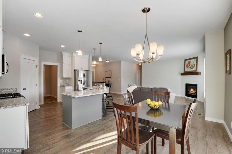 315 Lachermeier Ln, Waverly, MN 55390