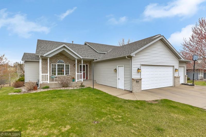 1817 Southwood Trl, Saint Cloud, MN 56301