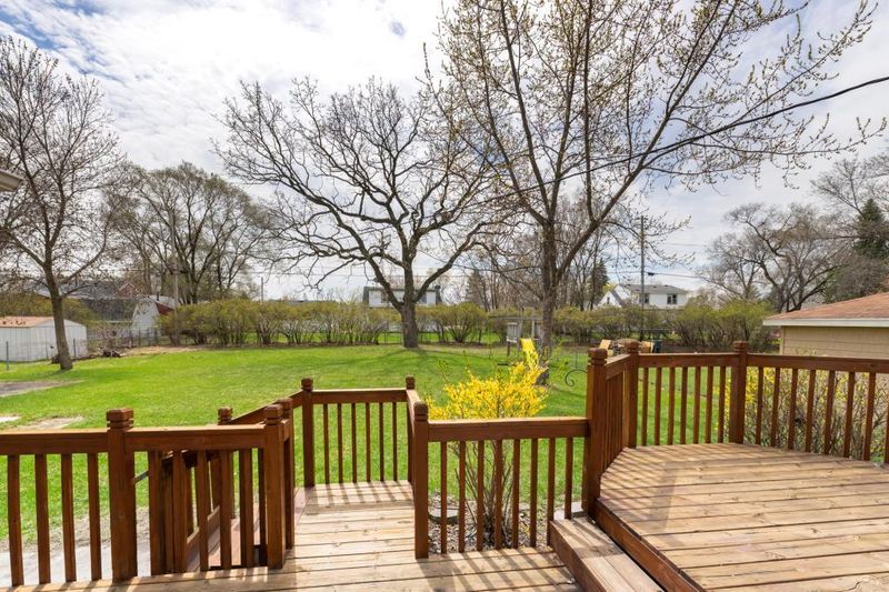 160 91st Ave NE, Blaine, MN 55434