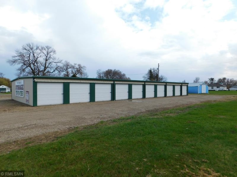 101 2nd St S, De Graff, MN 56271