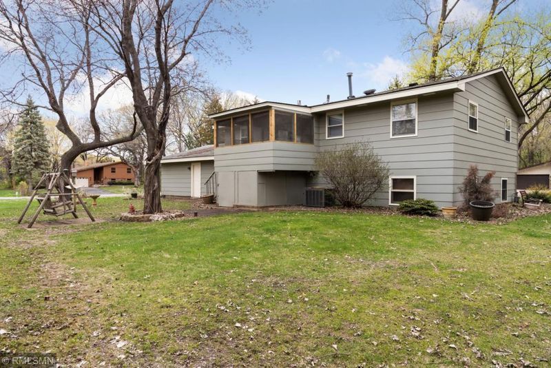 3433 Bailey Ln, Anoka, MN 55303