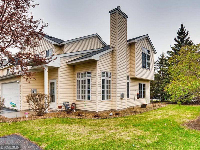 1989 114th Ave NW, Coon Rapids, MN 55433