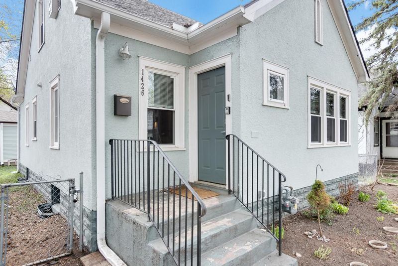 1426 Xerxes Ave N, Minneapolis, MN 55411