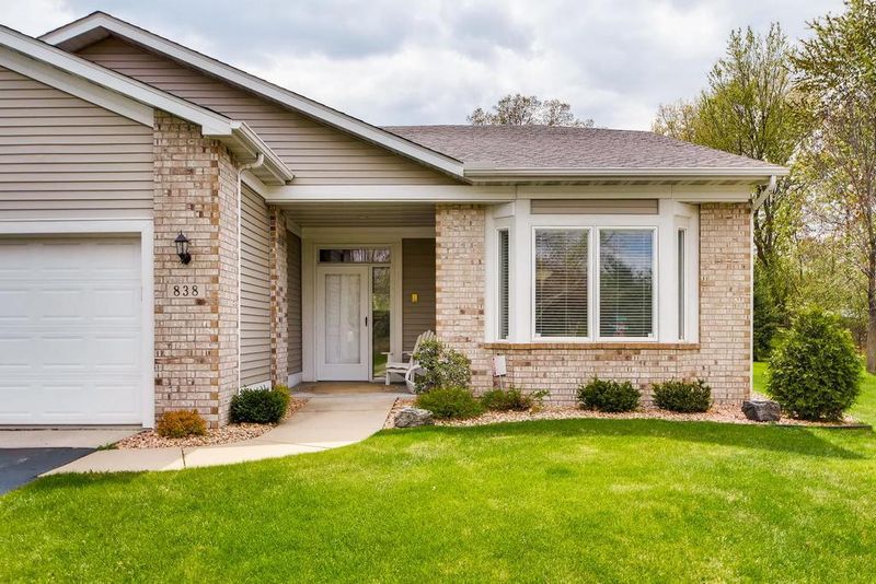 838 Monet Ct, Mendota Heights, MN 55120