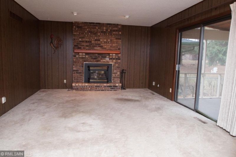 418 Burlington Rd, Saint Paul, MN 55119