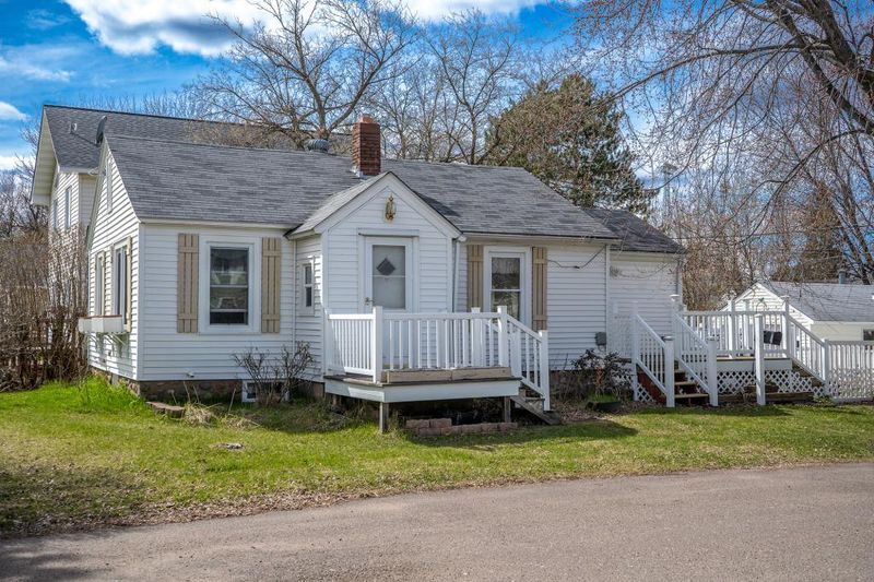 1519 Fairview Ave, Cloquet, MN 55720