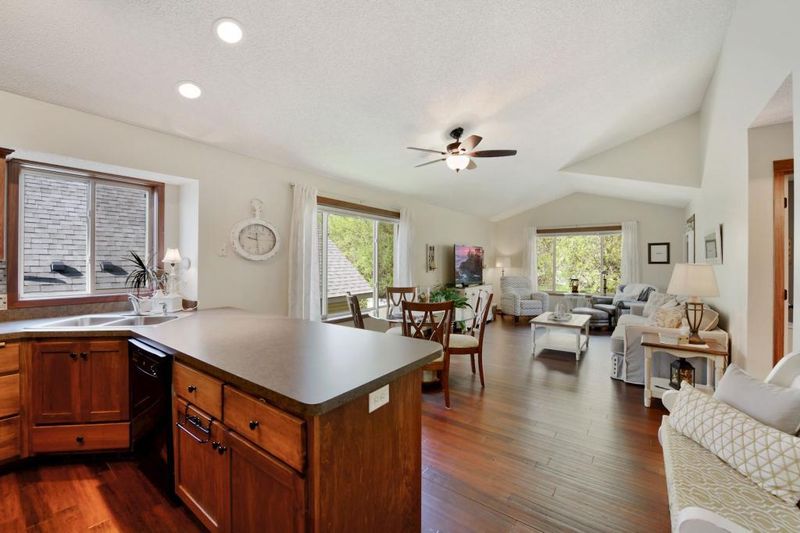 532 William St, Big Lake, MN 55309