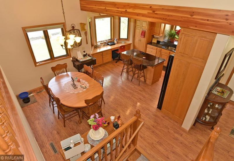 1222 19th St SW, Faribault, MN 55021