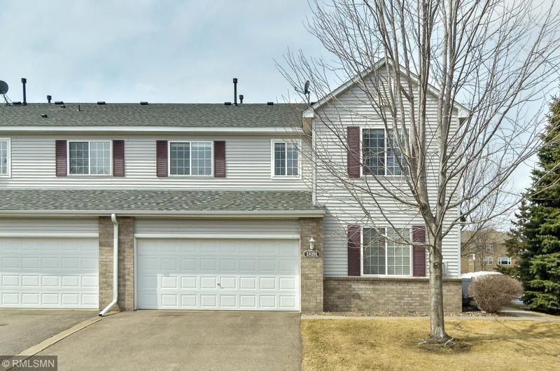18191 70th Ave N, Maple Grove, MN 55311