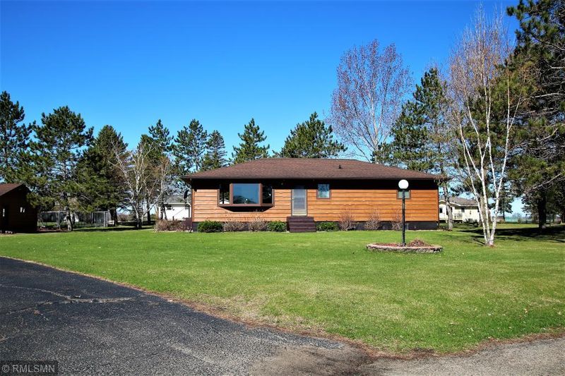 112 Park Rd, Staples, MN 56479