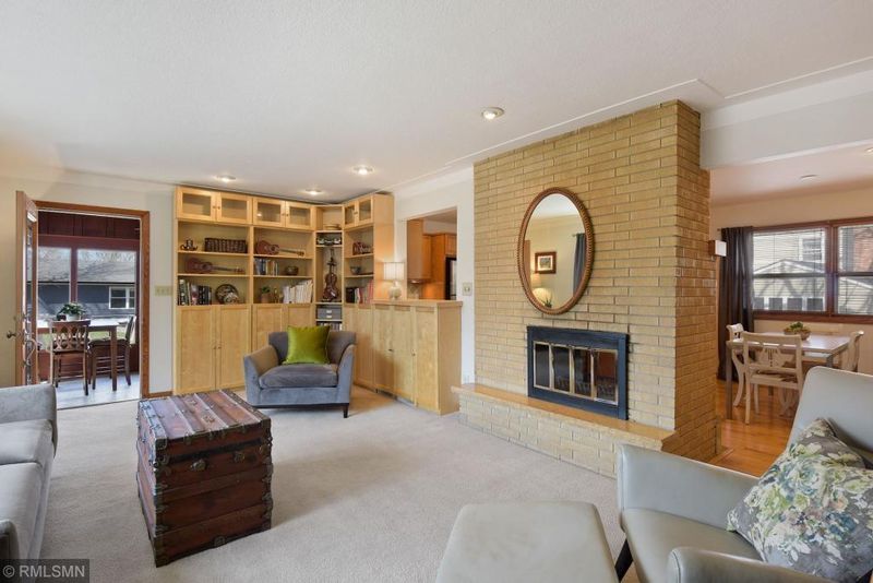 1820 Pleasant Ave, South Saint Paul, MN 55075