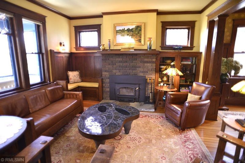 1521 Branston St, Saint Paul, MN 55108