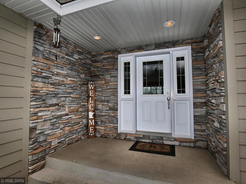 1477 Autumn Ln, Bovey, MN 55709