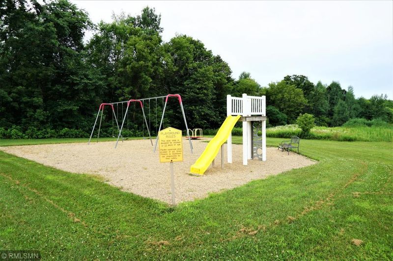 109 Baileyville Ct, Knapp, WI 54749