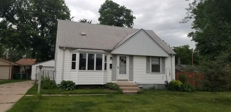 173 Gibraltar Rd, Fridley, MN 55421