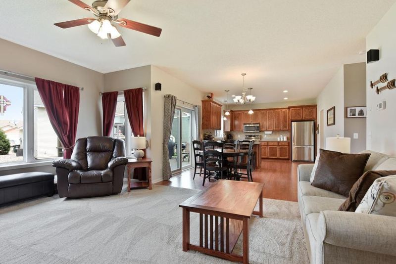 14565 Blackberry Way, Rosemount, MN 55068