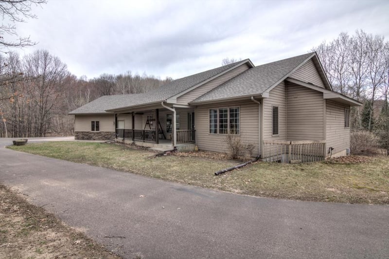 N6425 State Road 40, Elk Mound, WI 54739