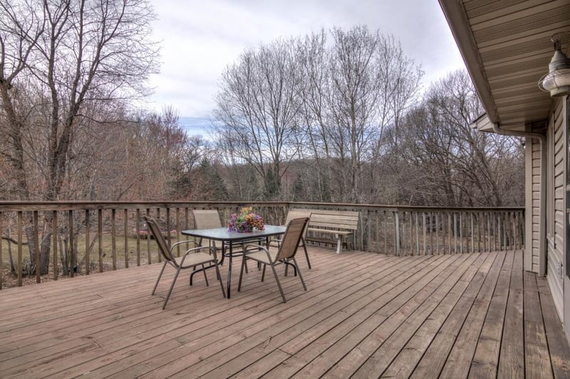 N6425 State Road 40, Elk Mound, WI 54739