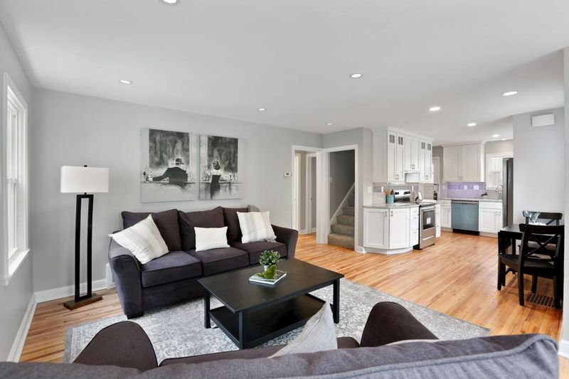 2812 Jersey Ave S, Saint Louis Park, MN 55426