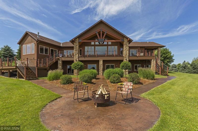 W6133 690th Ave, Beldenville, WI 54003