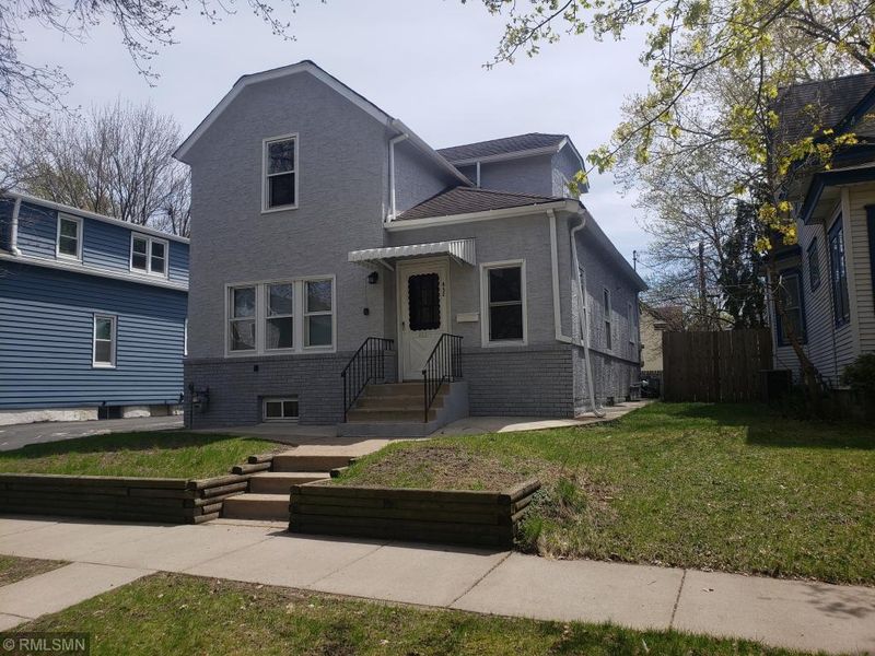 852 Geranium Ave E, Saint Paul, MN 55106