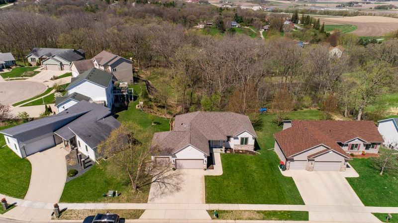 579 Forbrook Ln NW, Rochester, MN 55901