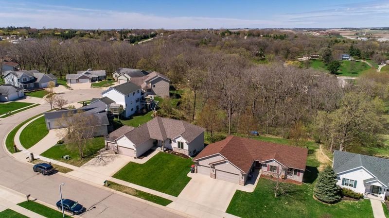 579 Forbrook Ln NW, Rochester, MN 55901