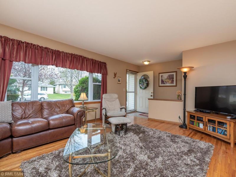 6225 Russell Ave S, Richfield, MN 55423
