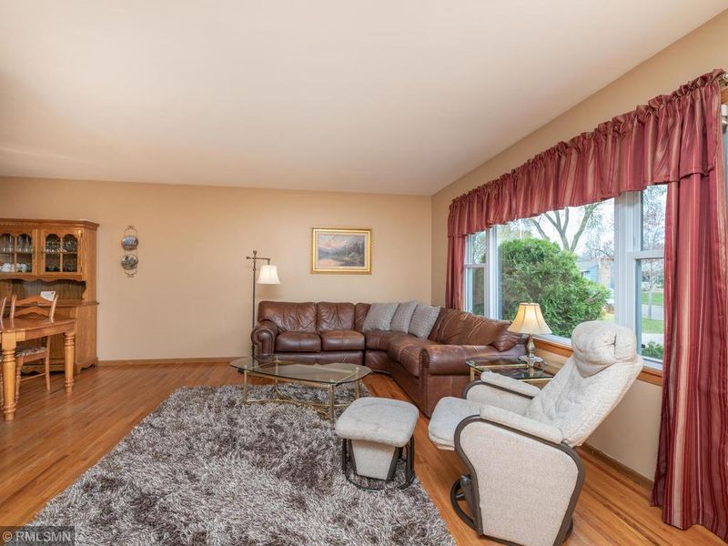6225 Russell Ave S, Richfield, MN 55423