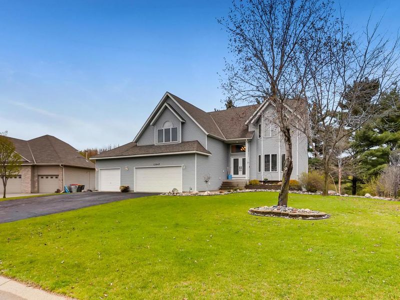 13947 Eidelweiss St NW, Andover, MN 55304