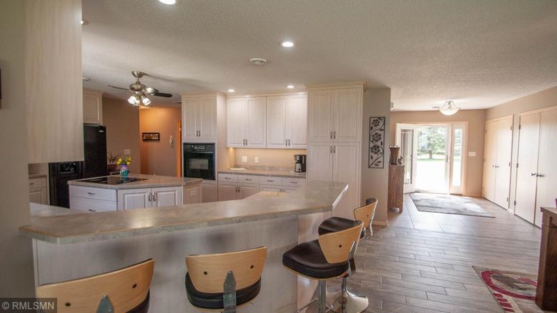 7967 Hummingbird Way SW, Alexandria, MN 56308