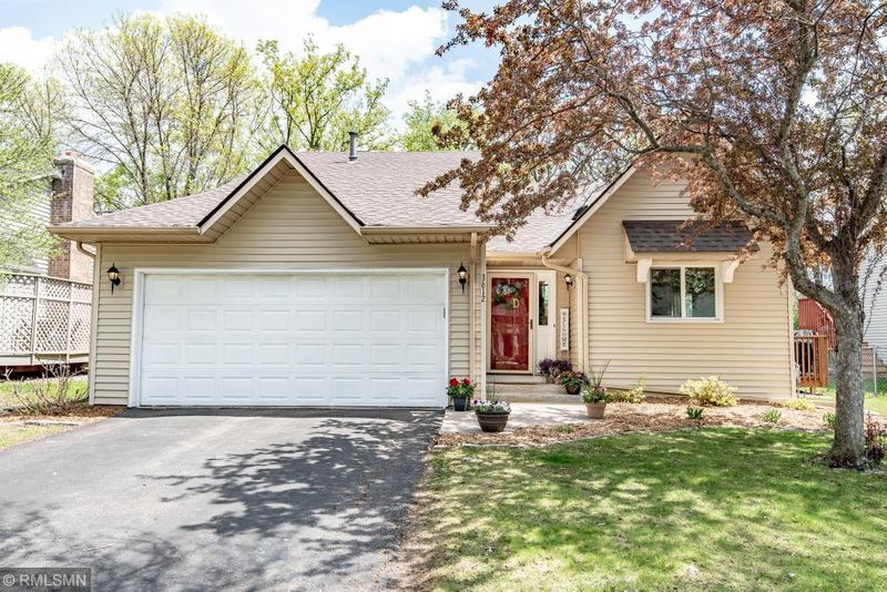 3612 Falcon Way, Eagan, MN 55123