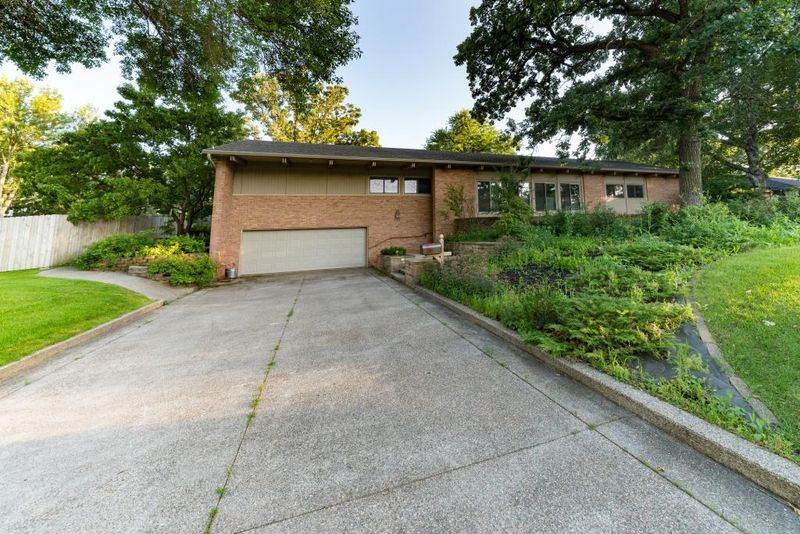 335 Havana Rd, Owatonna, MN 55060