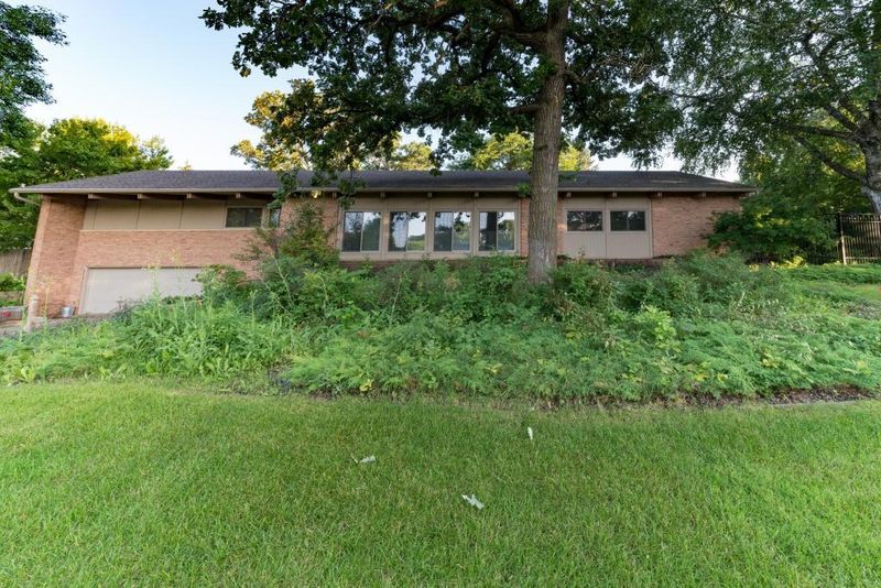 335 Havana Rd, Owatonna, MN 55060