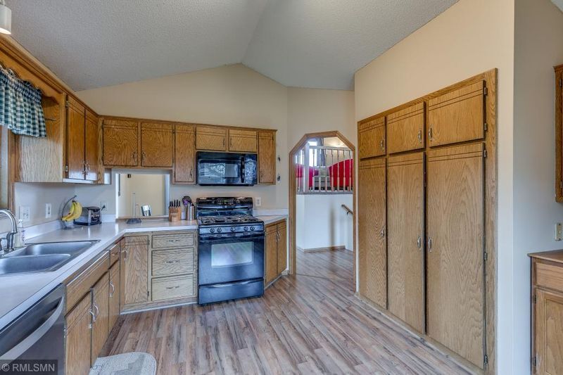 14200 Waco St NW, Ramsey, MN 55303