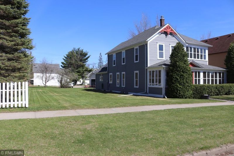 310 N 7th St, Brainerd, MN 56401