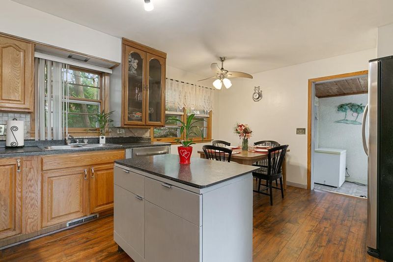 1470 Nevada Ave E, Saint Paul, MN 55106