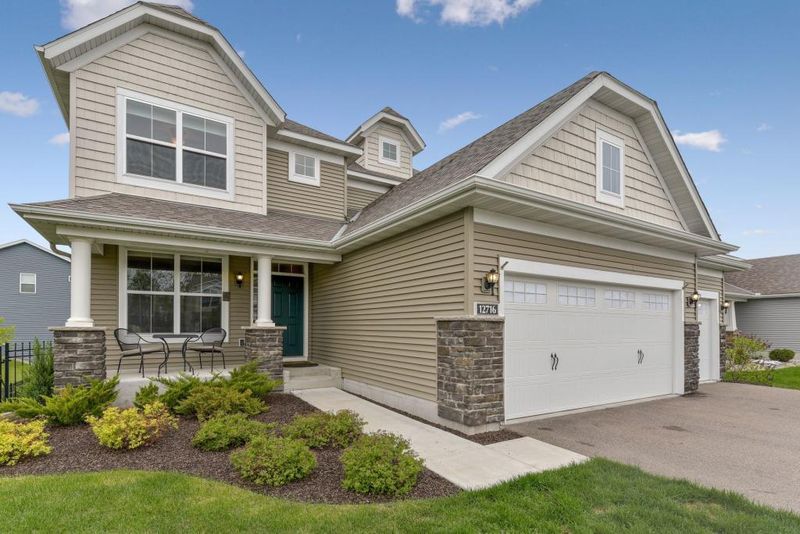12716 Glenhurst Ave, Savage, MN 55378